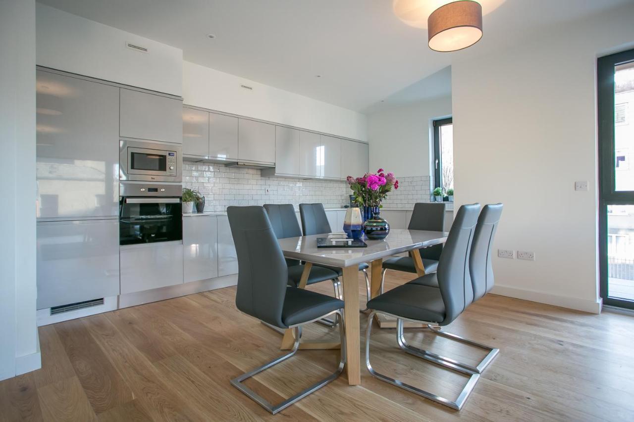 Grand Canal Square Apartments Dublin Exteriör bild
